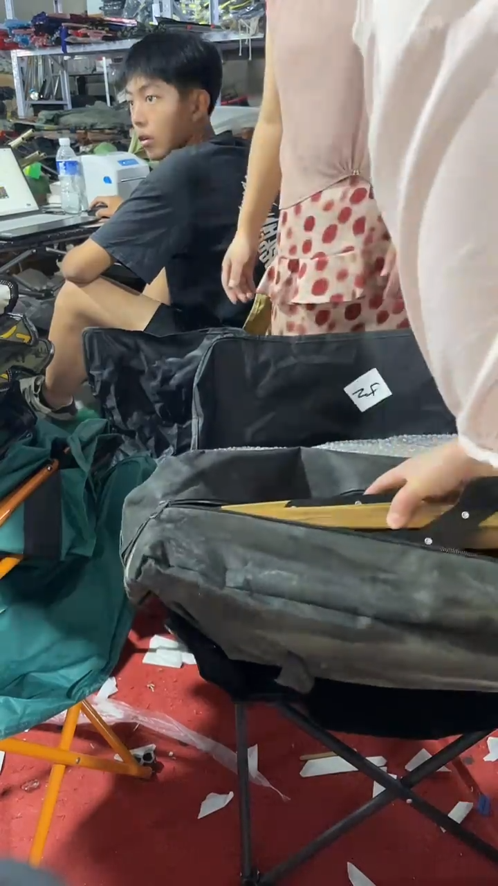 铁瑕疵不售后53号桌子