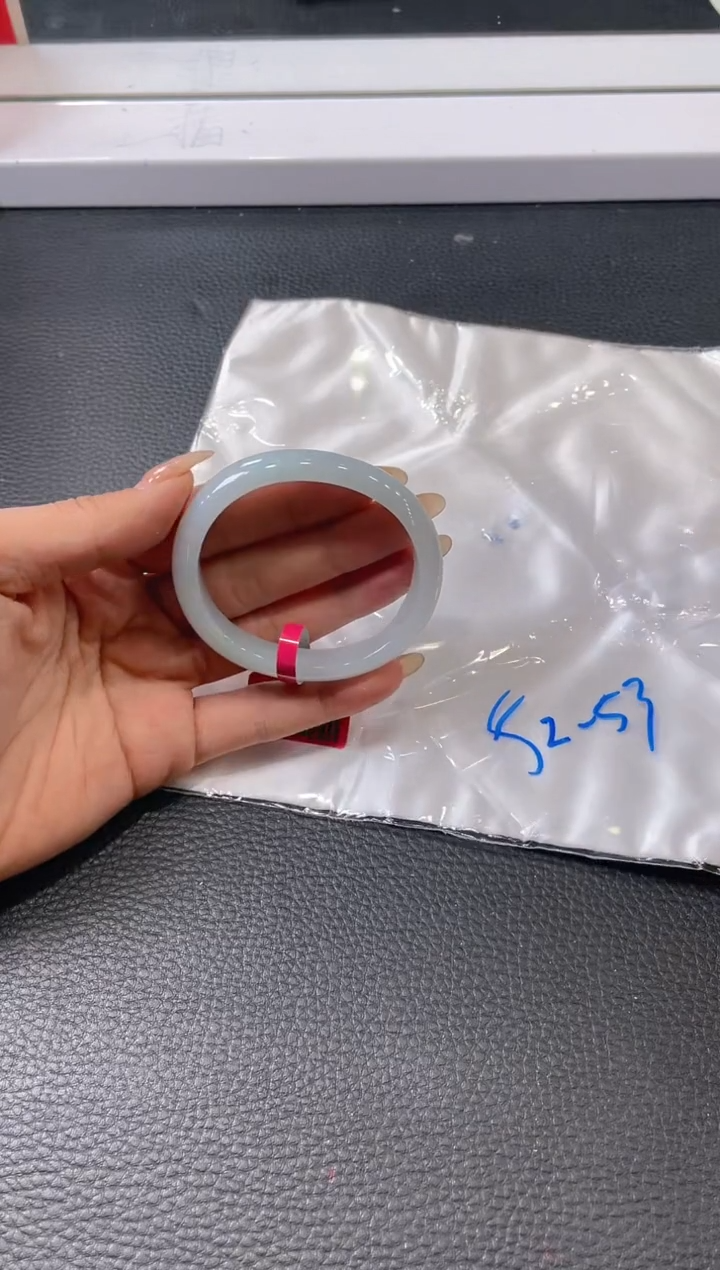 【闪购商品】翡翠手镯（贵妃镯）未镶嵌手镯