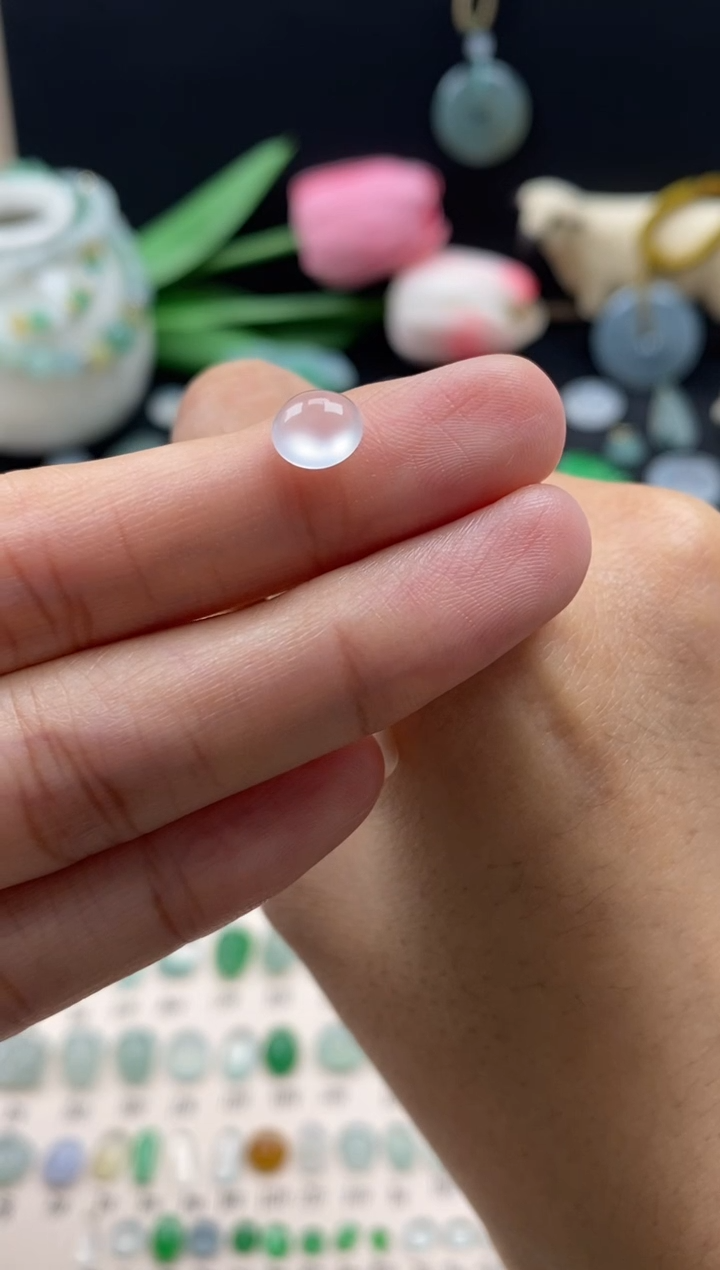 【闪购商品】翡翠颈饰未镶嵌翡翠冰种蛋面