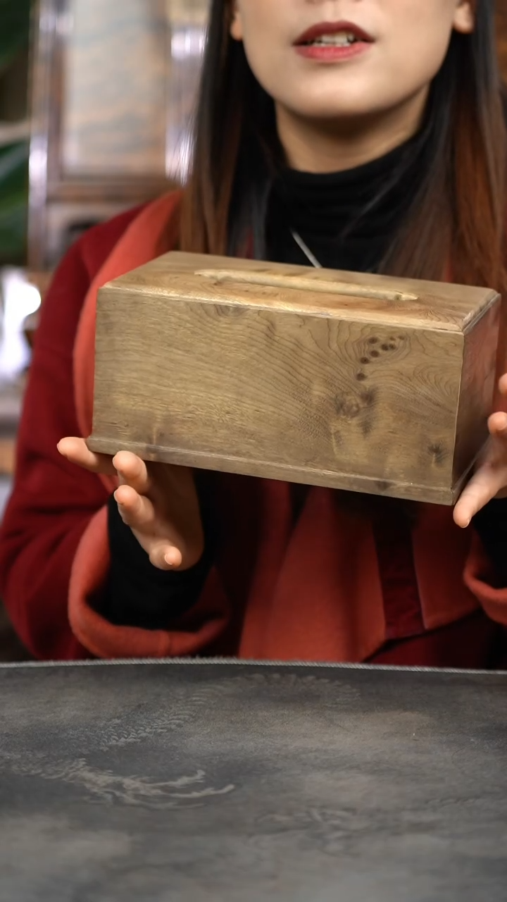 【闪购商品】金丝楠木艺满花原木精工纸巾盒989