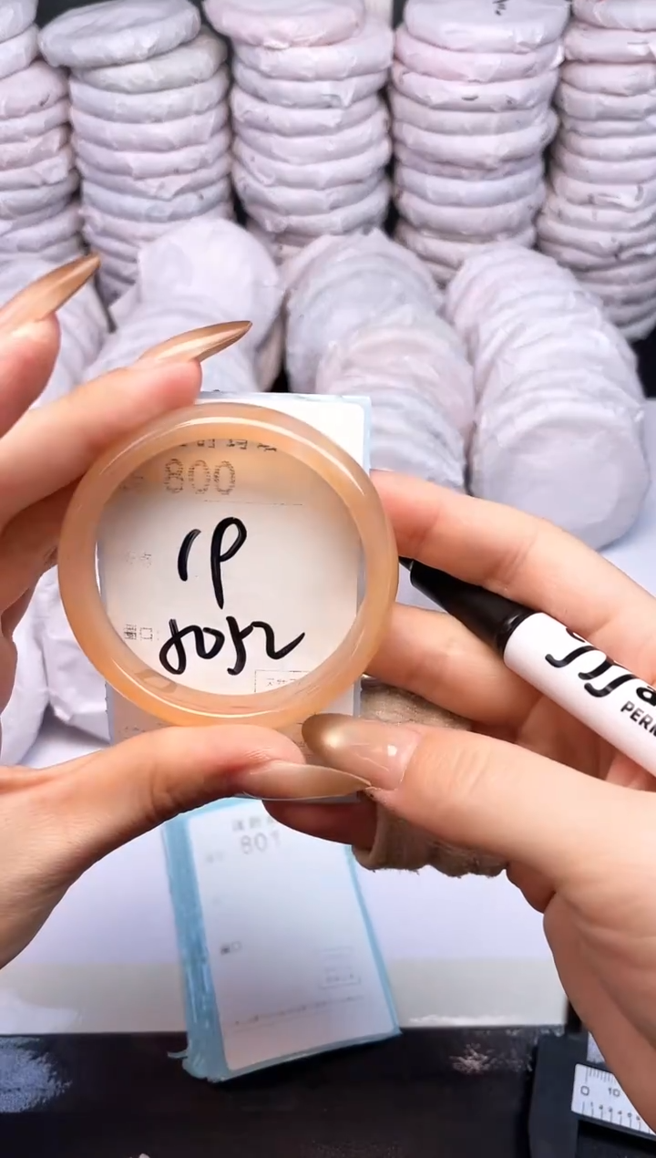 手镯玛瑙/玉髓未镶嵌800