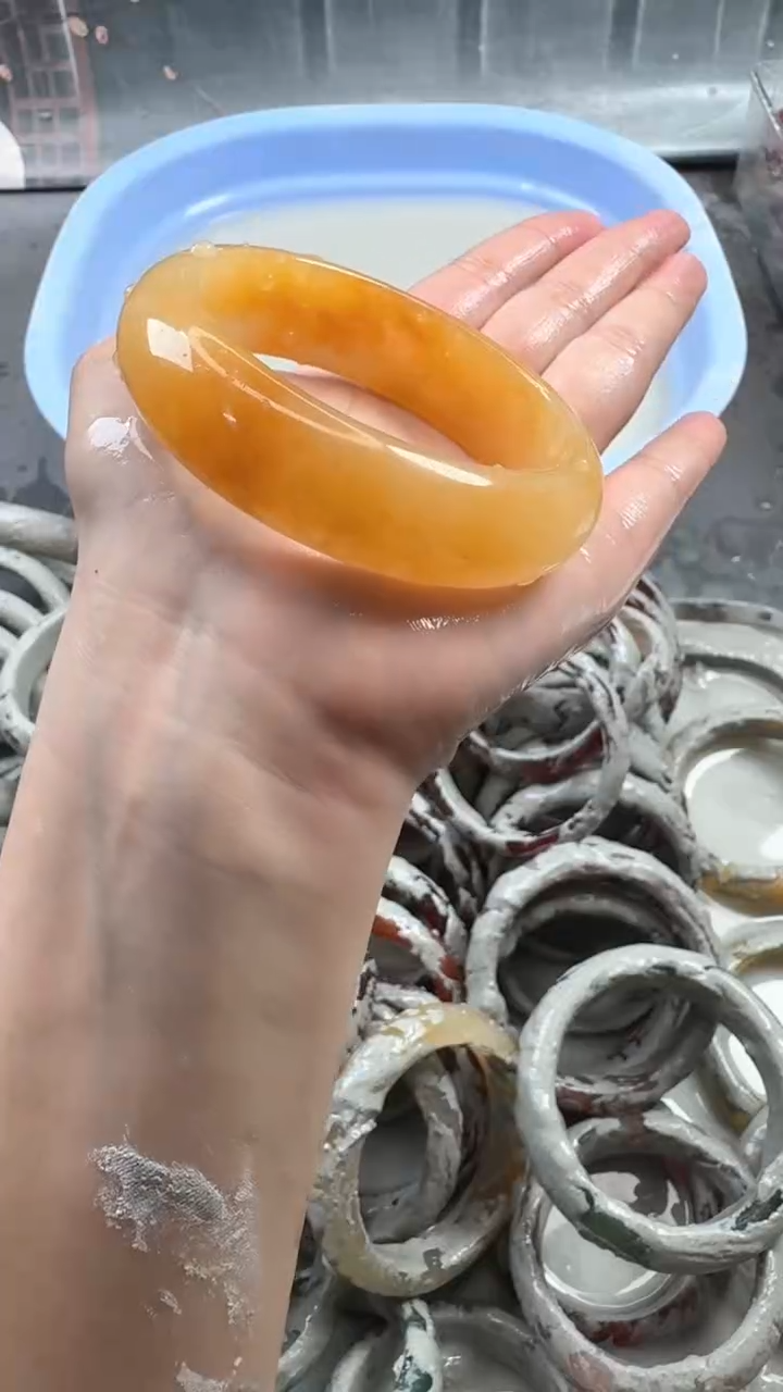 【闪购商品】石英质玉手镯未镶嵌30 6160