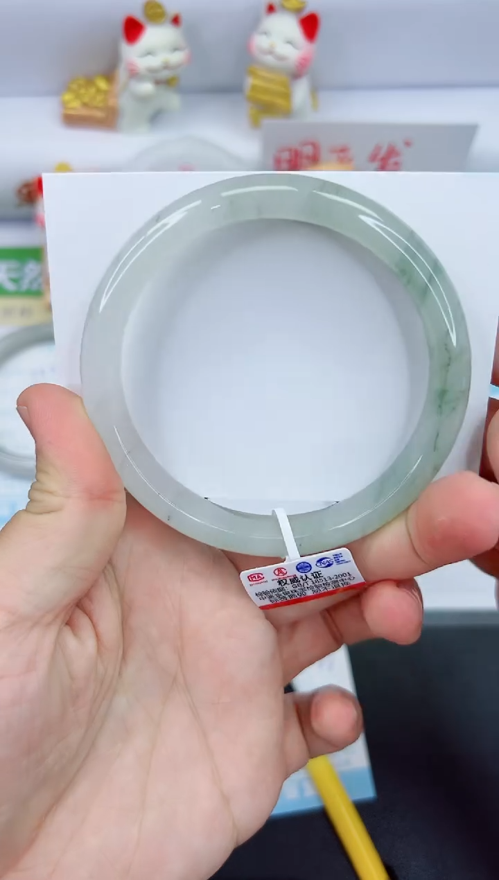 【闪购商品】石英质玉手镯未镶嵌794-65.1