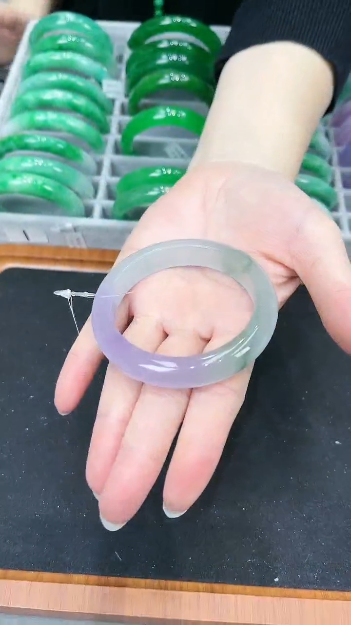 【闪购商品】砖雕s52 春带彩手镯 圈口53-60