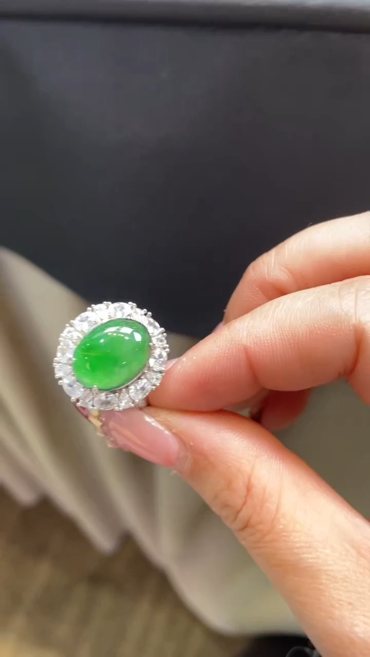 【闪购商品】翡翠颈饰未镶嵌      *177