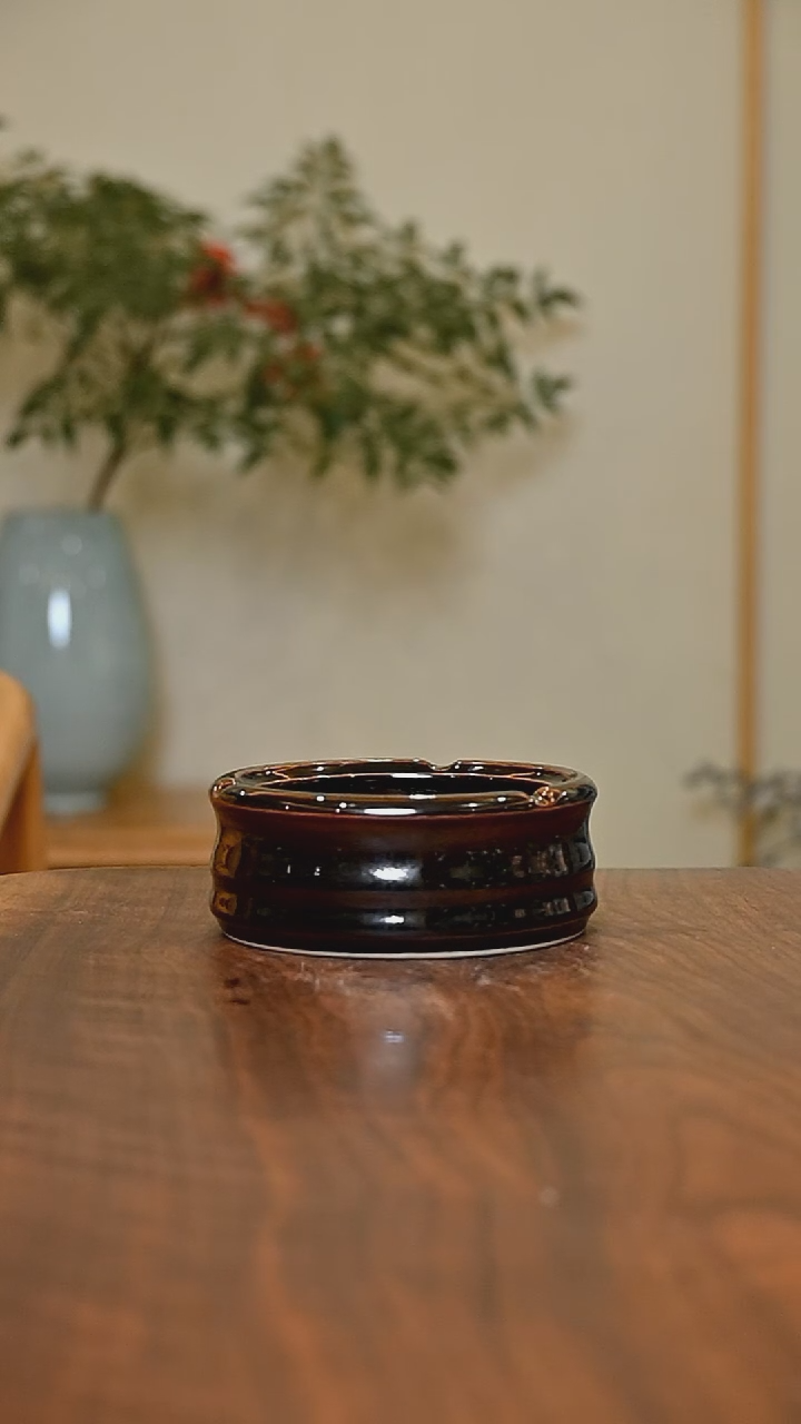 烟灰缸 矿石釉 微瑕 无款