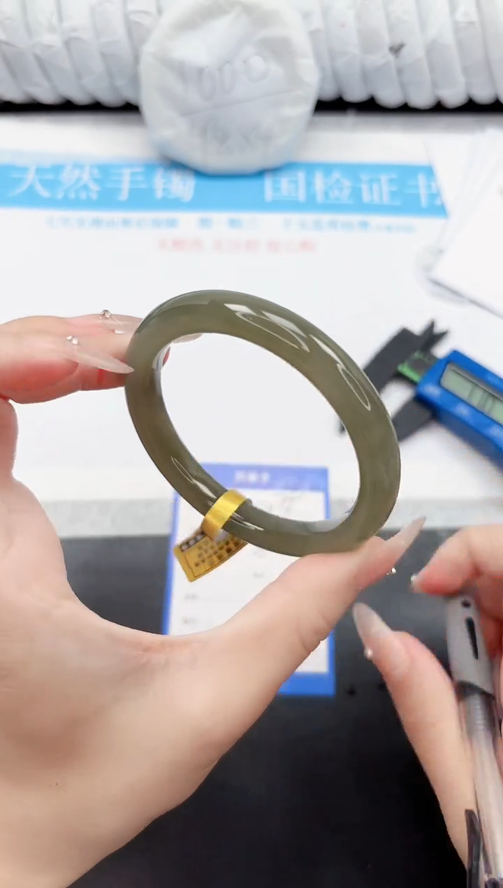 和田玉手镯未镶嵌239-58.4QS5X