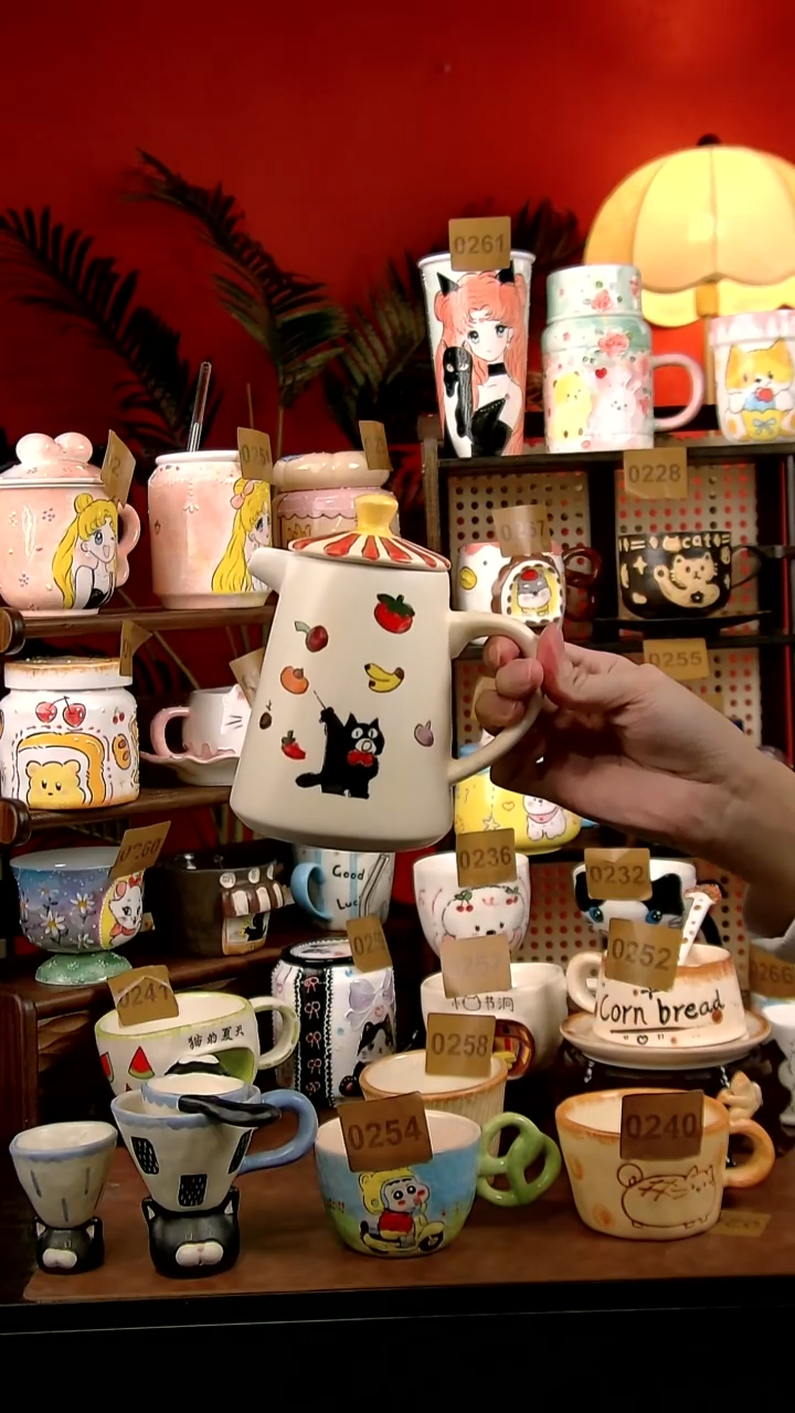 壶瓷DIY景德镇创意手绘陶瓷卡通风小猫咖啡壶