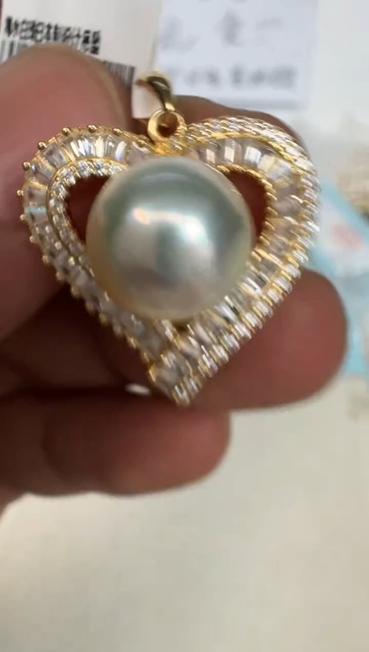 颈饰银S925镶嵌海水珍珠吊坠