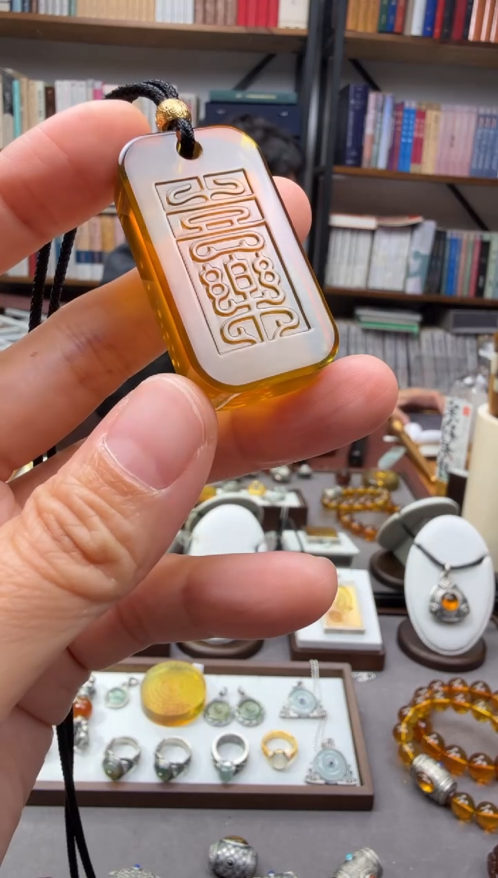 琥珀颈饰未镶嵌长乐吊坠
