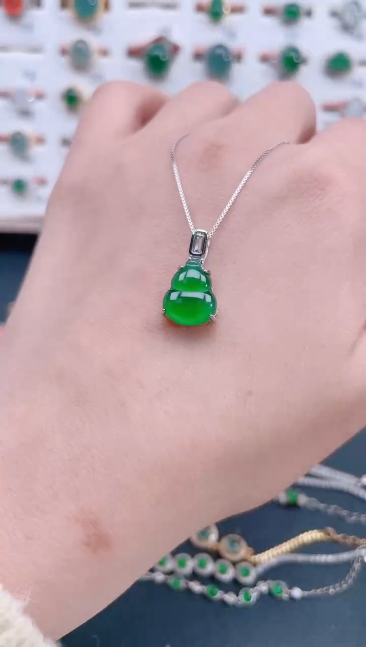 颈饰银S925镶嵌翡翠天然翡翠