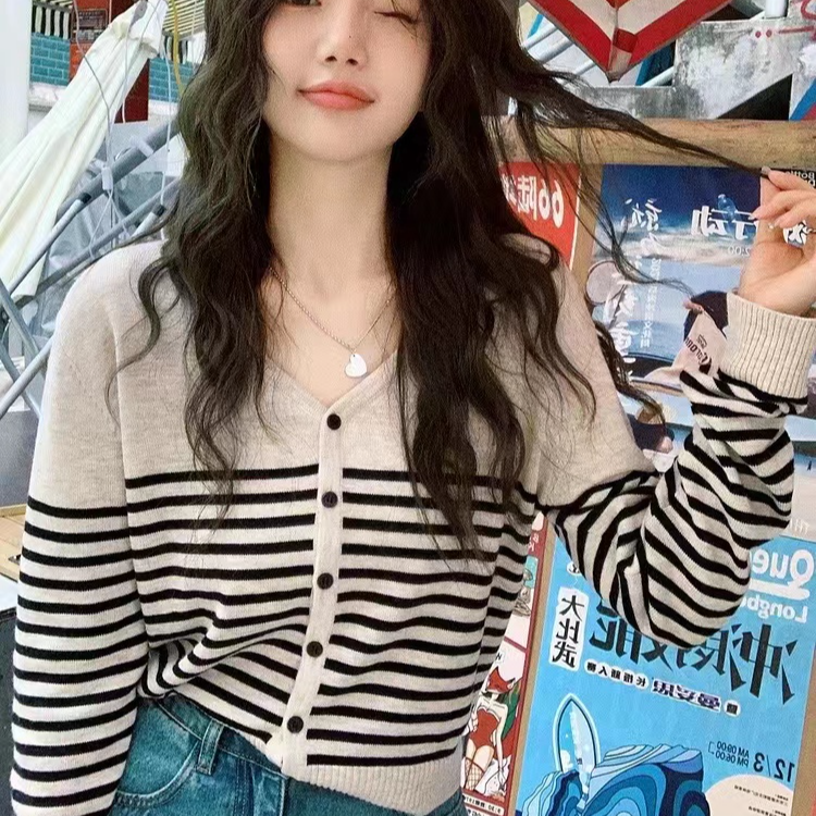 长袖针织女装上衣开衫毛衣针织衫百搭宽松M0362