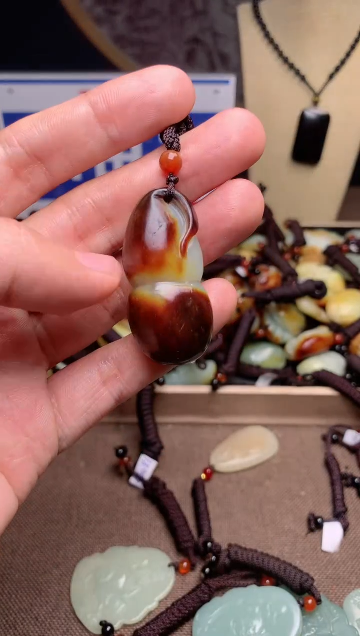 【闪购商品】和田玉颈饰未镶嵌1