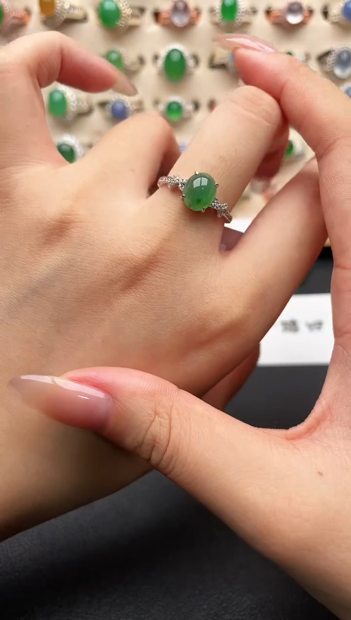 银S925镶嵌戒指翡翠一物一证一礼盒