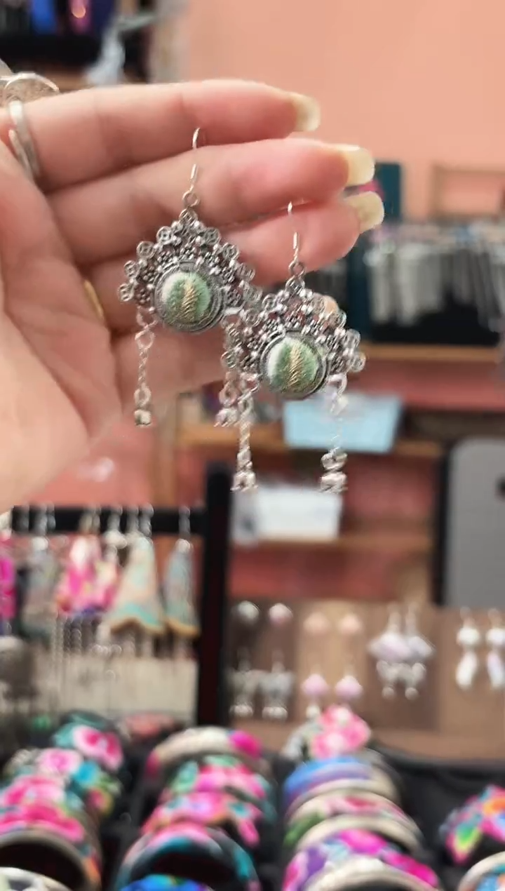 织绣艺枝独绣手工饰品128