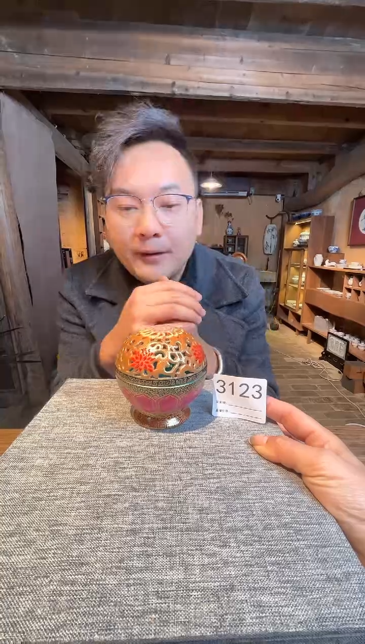 【闪购商品】瓶景德镇陶瓷珐琅香炉3123