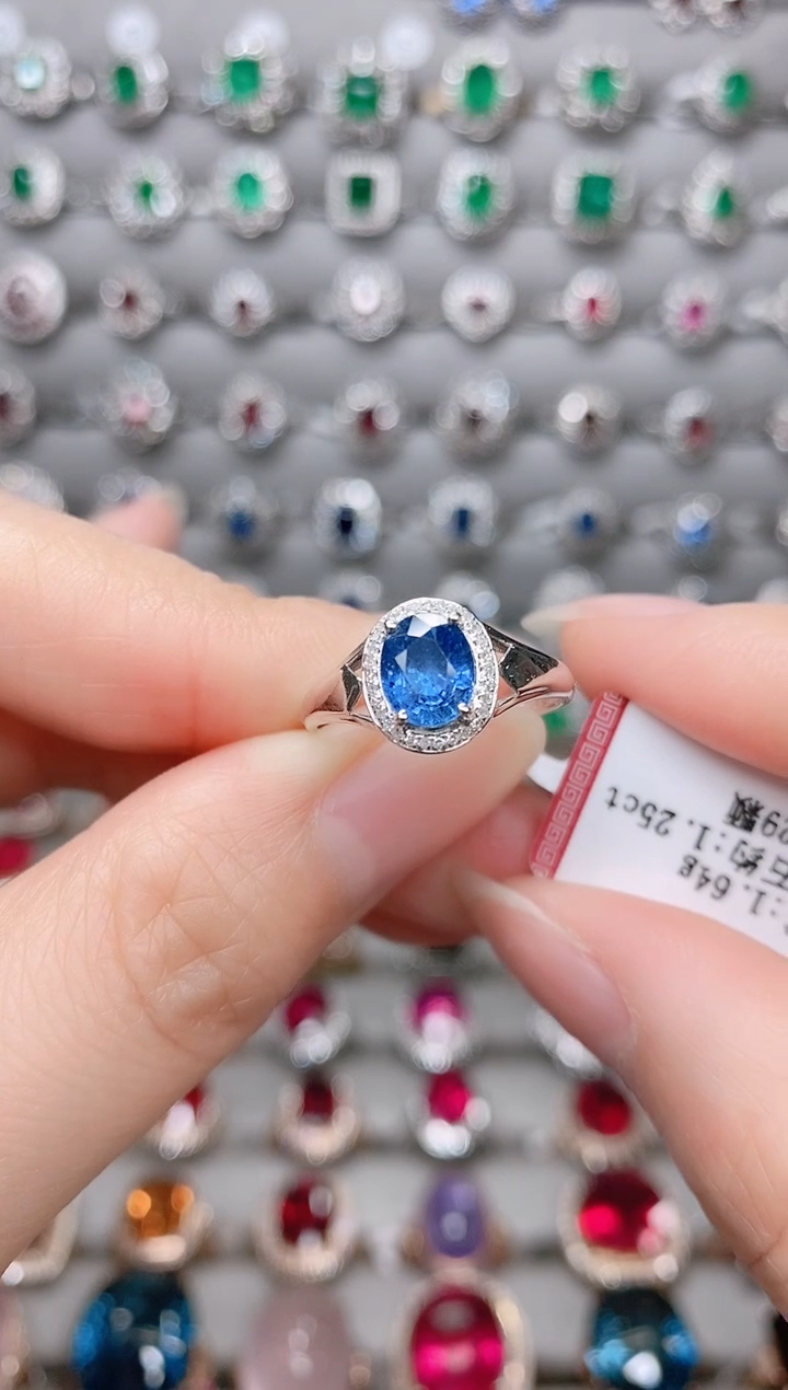 【闪购商品】蓝宝石18K金戒指18K金镶嵌.