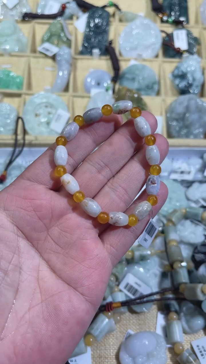 【闪购商品】翡翠颈饰未镶嵌天然缅甸A货翡翠（多样性发货）女手串