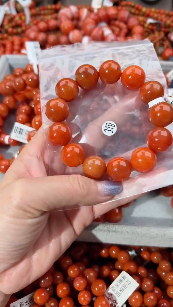 【闪购商品】南红玛瑙手串未镶嵌16+