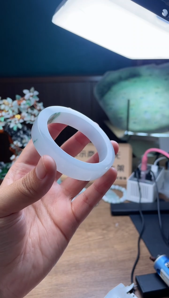 【闪购商品】定制翡翠手镯未镶嵌定制