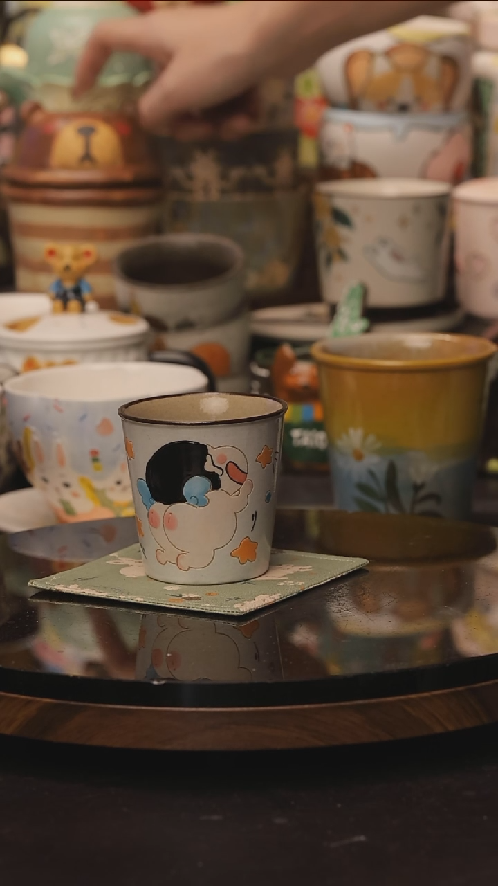 景德镇釉下彩绘设计师款式陶瓷