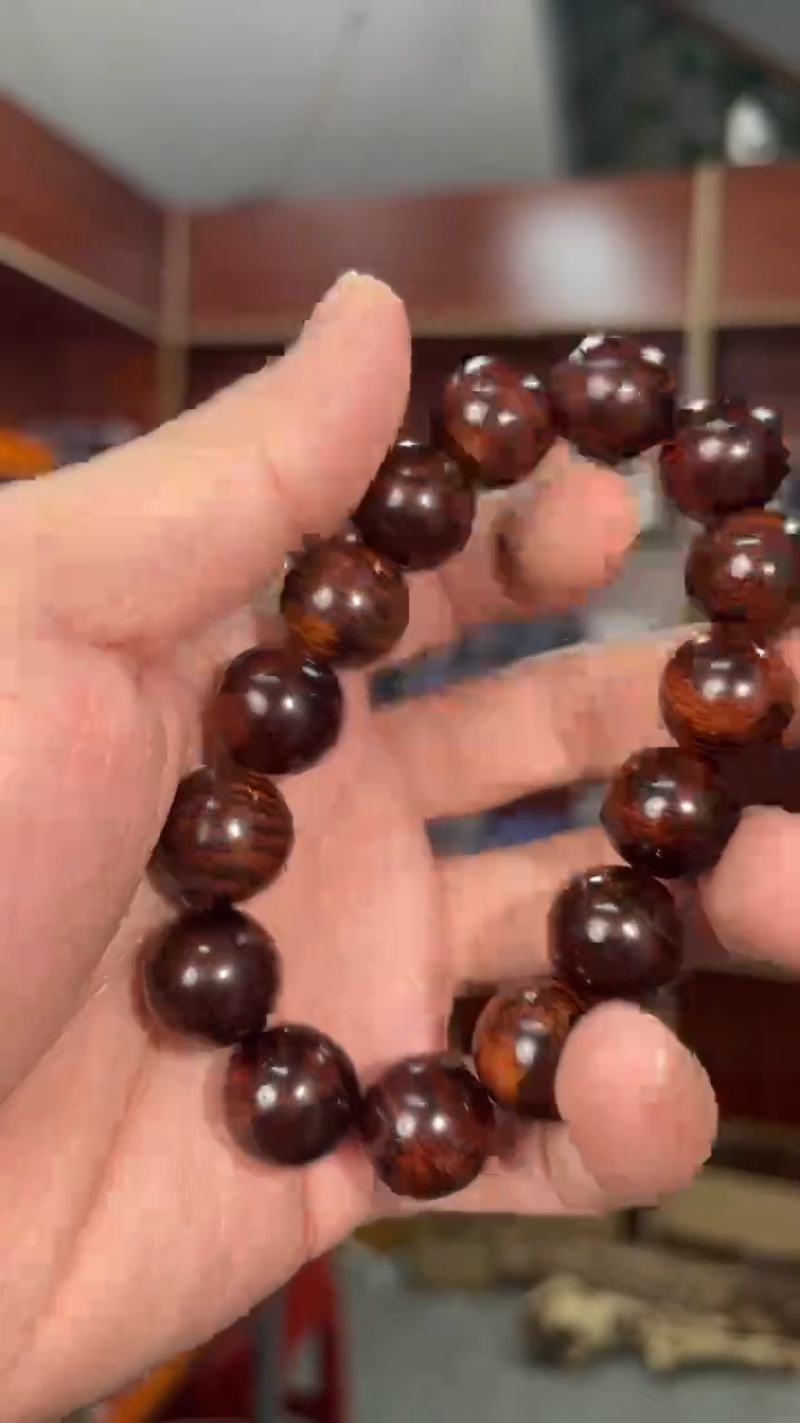 黄花梨/降香黄檀海南黄花梨1.5瘤疤手串（358）