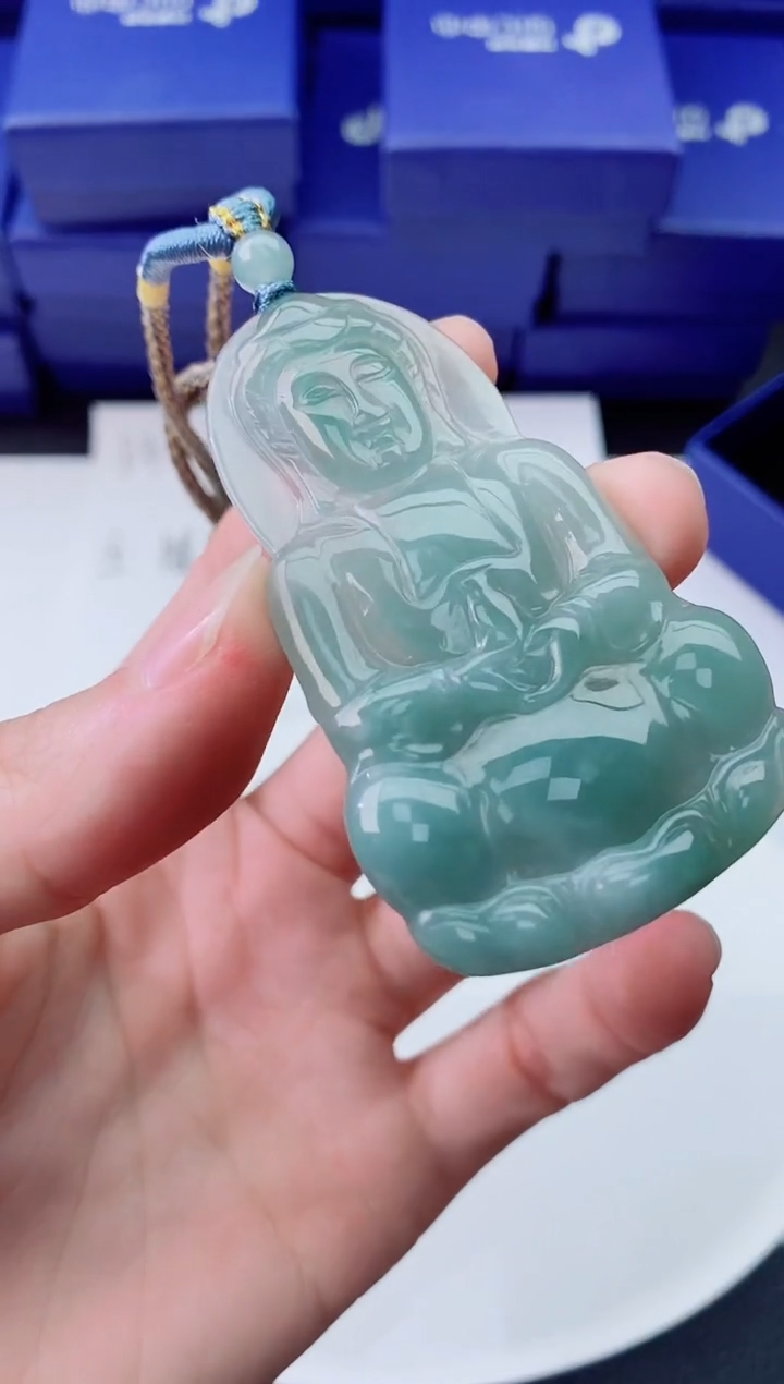 【闪购商品】翡翠未镶嵌颈饰多样性发货其一
