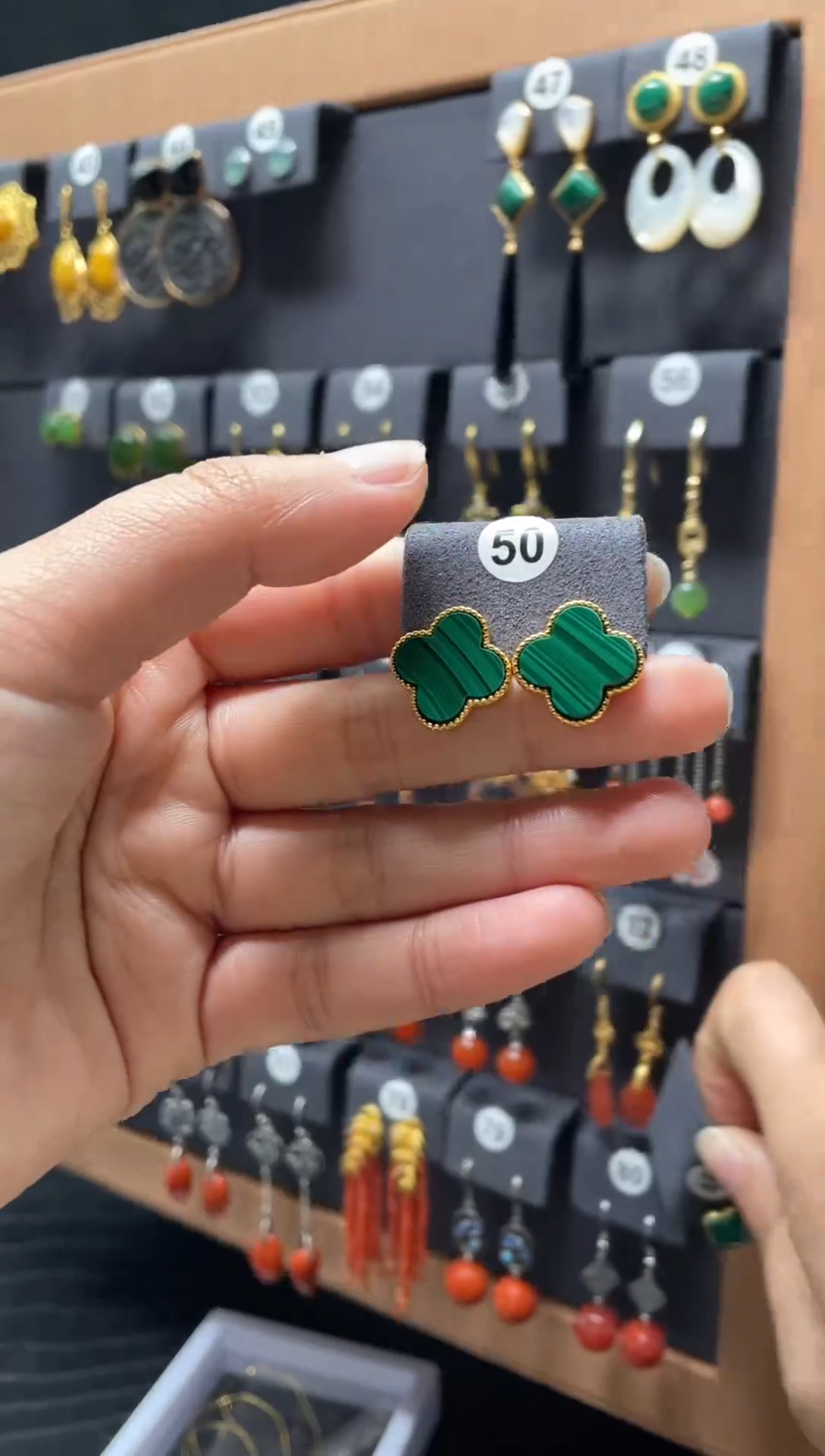 【闪购商品】孔雀石耳饰银S925镶嵌0050