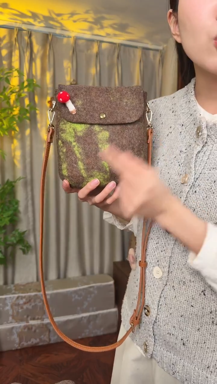 羊毛非遗羊毛毡包 青苔