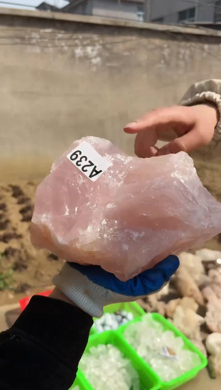 【闪购商品】水晶摆件未镶嵌粉水晶 239