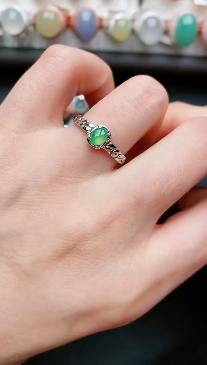 翡翠戒指银S925镶嵌.....