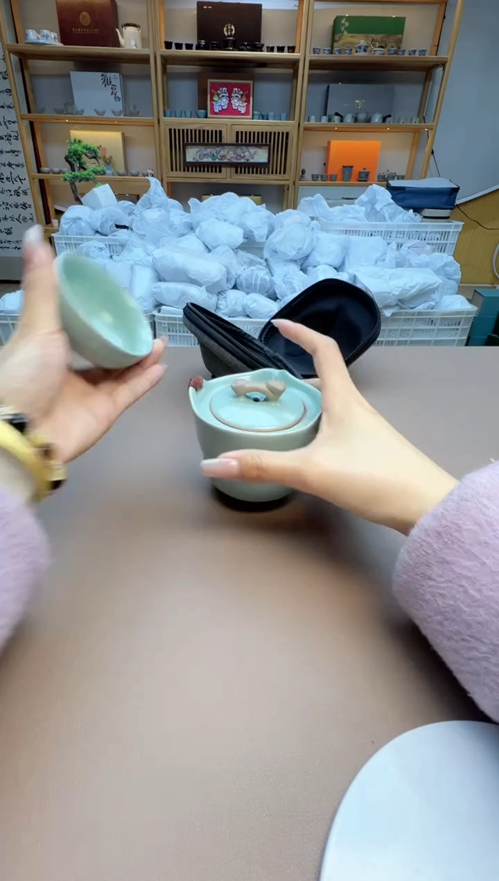 【闪购商品】摆件瓷制品S1111111111111