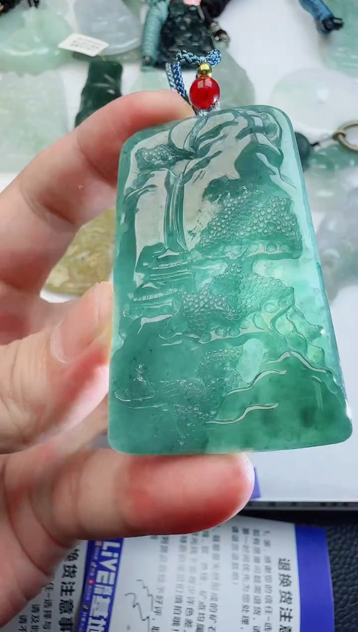 【闪购商品】翡翠吊坠(不含链)未镶嵌1111111111