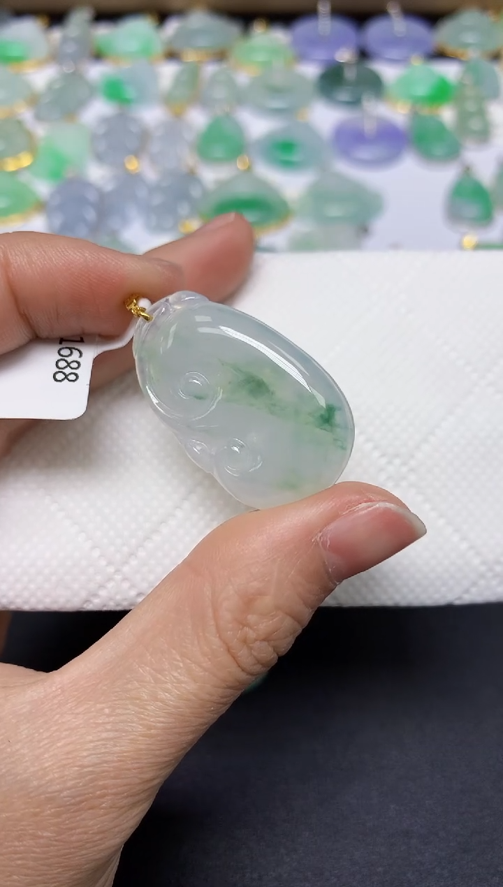 翡翠18K金镶嵌颈饰 天然翡翠A货