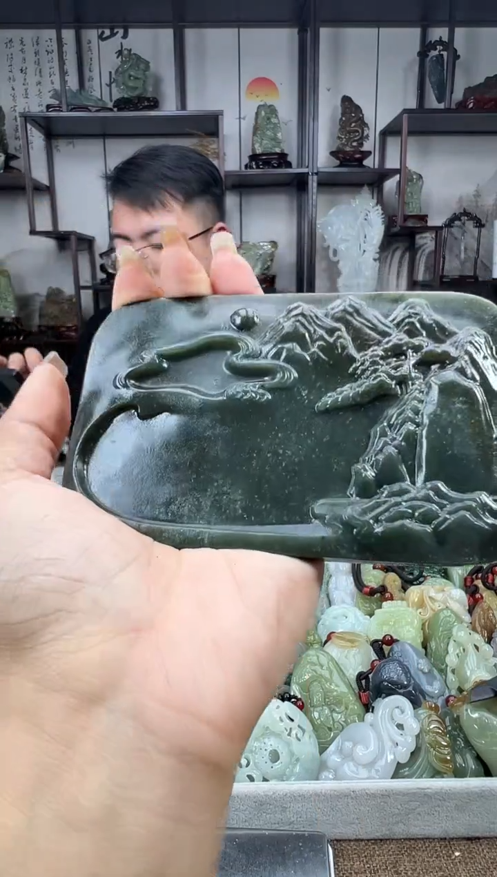 未镶嵌和田玉把件1