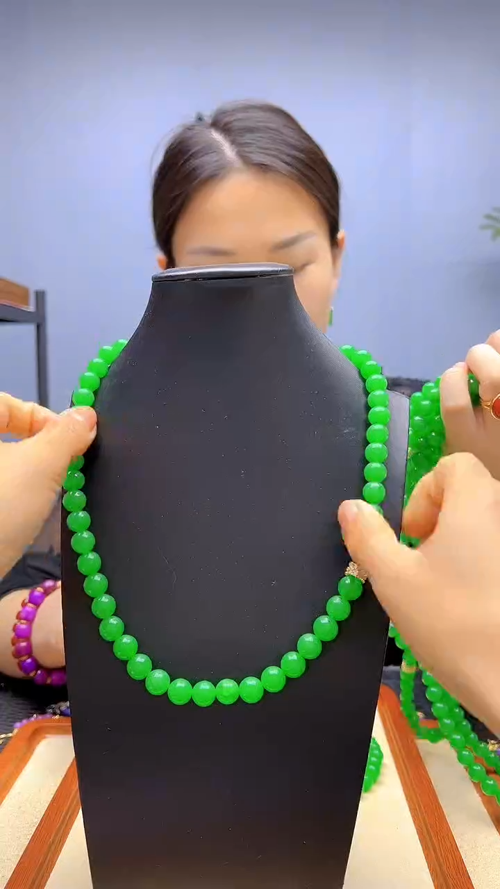 翡翠14K金镶嵌颈饰3749507806760403192