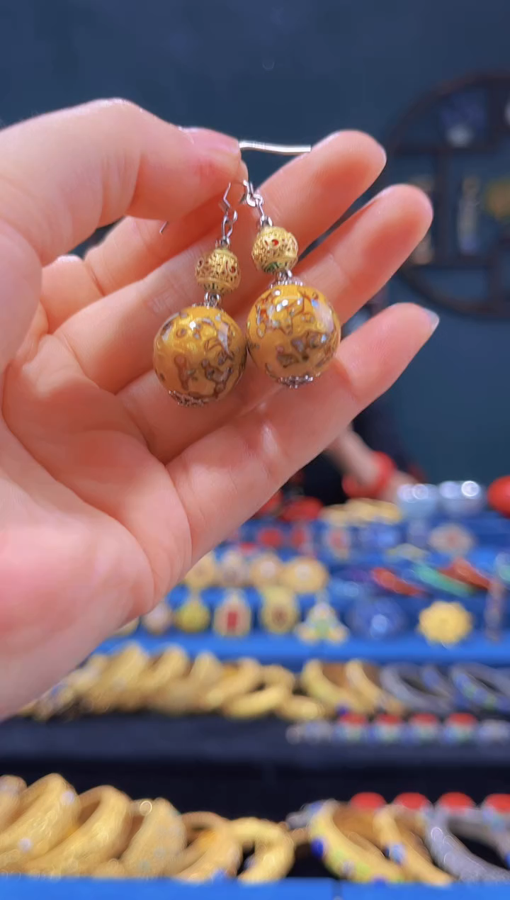 【闪购商品】非遗绝技 犀皮漆耳环 黄