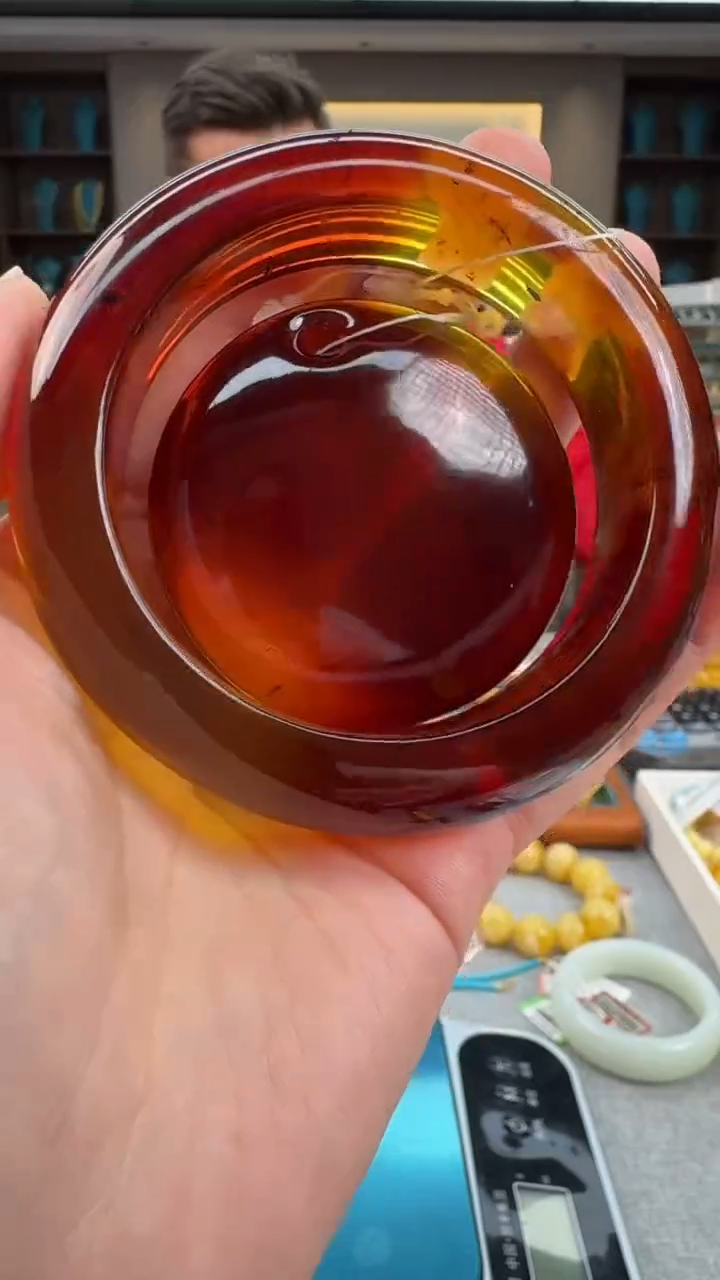 【闪购商品】琥珀手镯未镶嵌秒拍号247