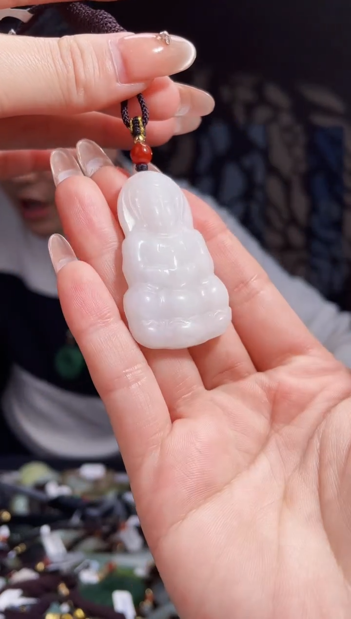 【闪购商品】和田玉颈饰未镶嵌拍一发一