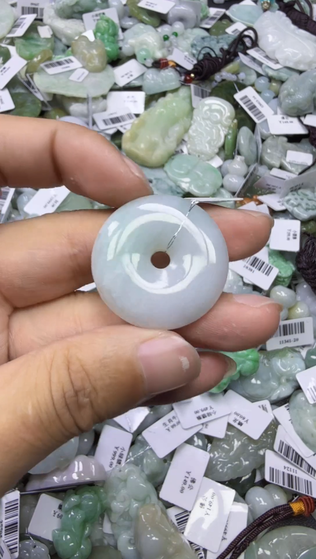 【闪购商品】翡翠颈饰未镶嵌00018787