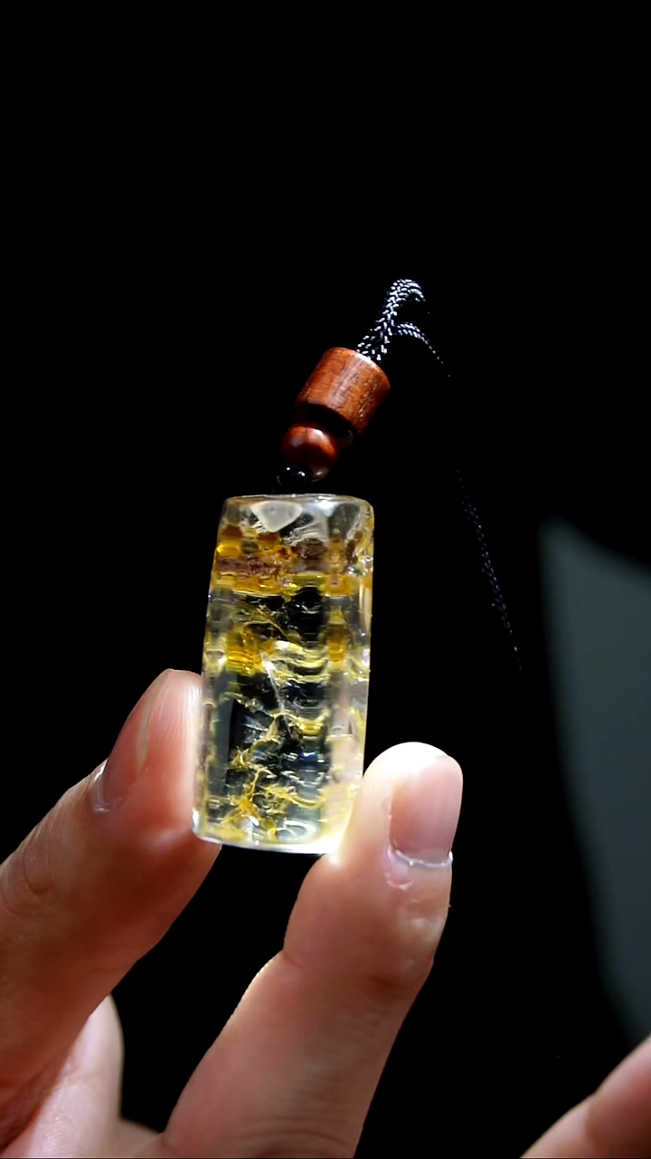 吊坠(赠链)未镶嵌水晶水晶