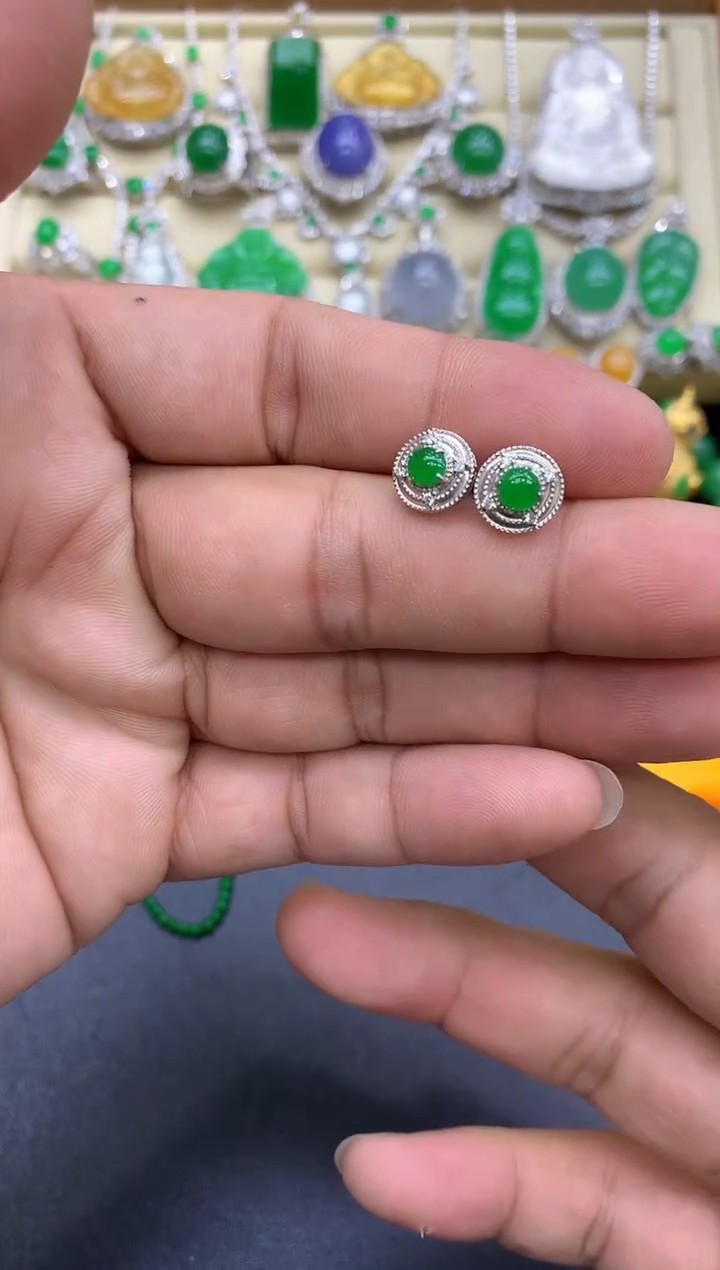 18K金镶嵌翡翠耳饰235-中国好珍宝