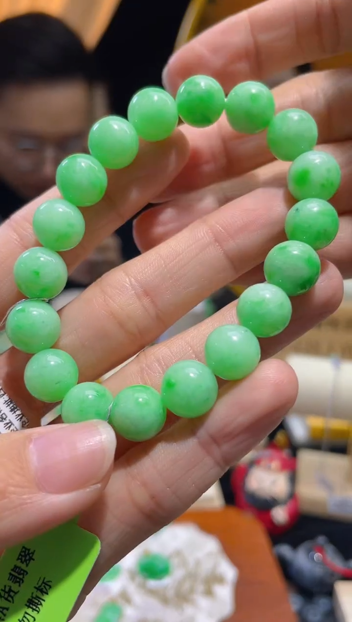 【闪购商品】翡翠颈饰未镶嵌假一赔三