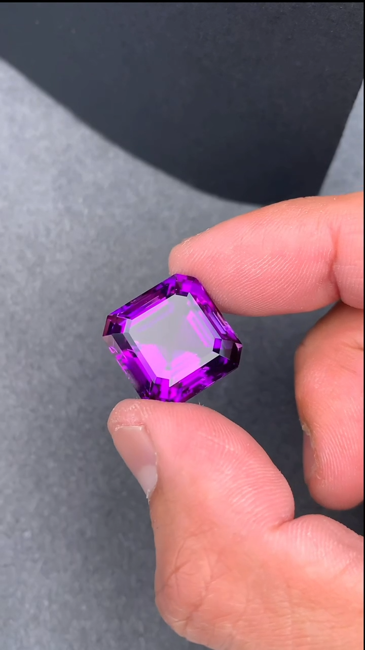 【闪购商品】水晶裸石未镶嵌24.395克拉