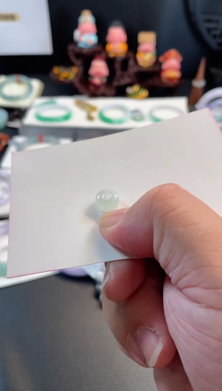 翡翠手镯未镶嵌89有纹裂