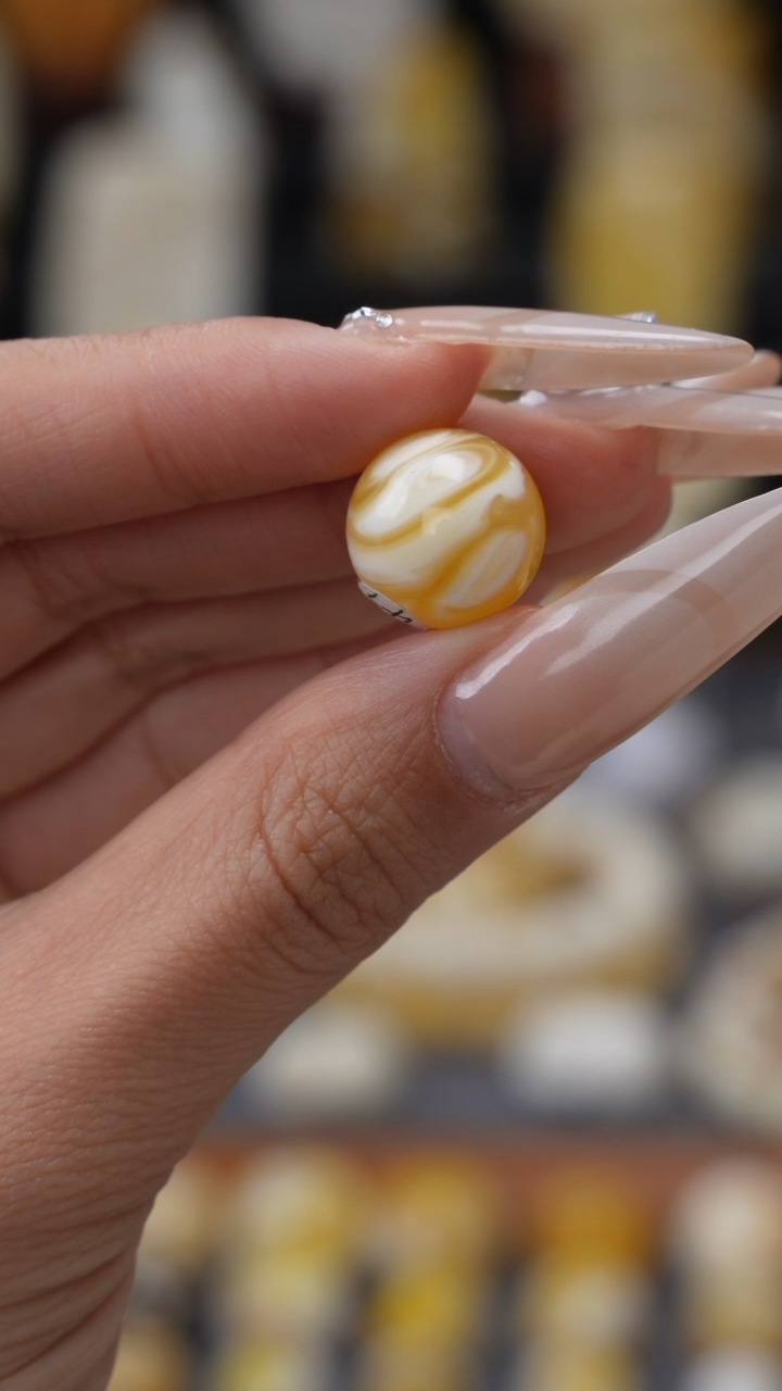 【闪购商品】琥珀裸石未镶嵌36536563536