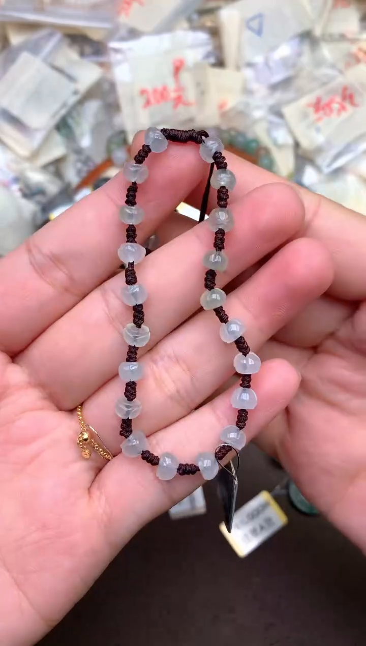 翡翠挂件未镶嵌一