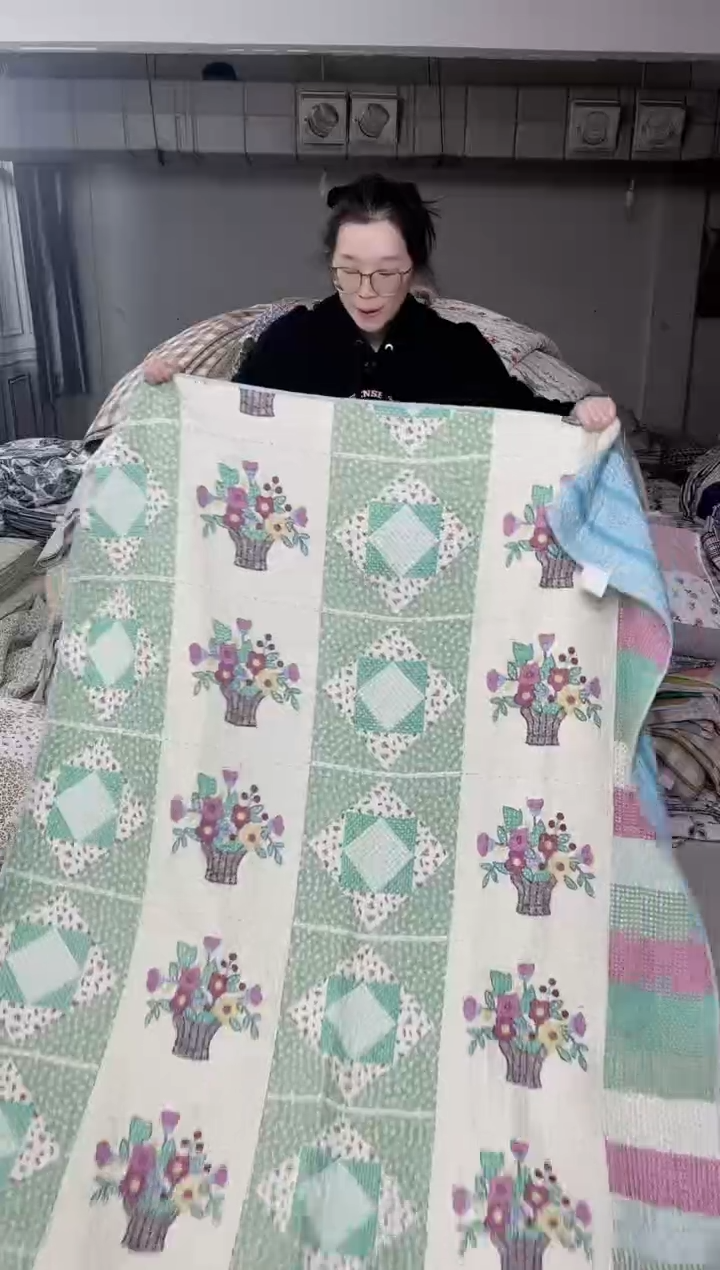 棉135*200复古花瓶