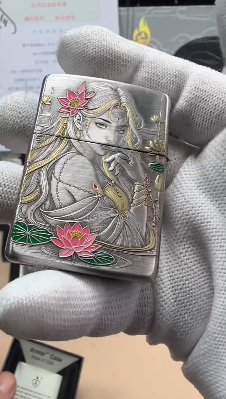 铜莲影花人-3D盔甲熏银鎏金珐琅彩