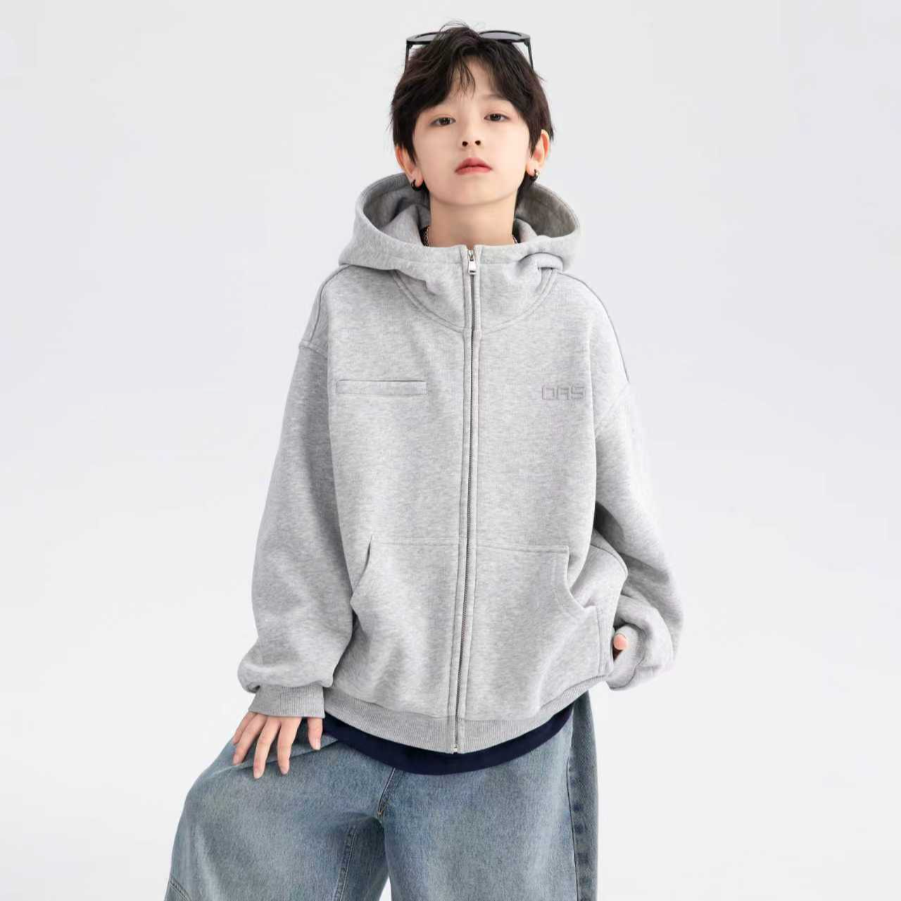男童秋冬装韩范运动加绒外套2025新款儿童加厚连帽开衫卫衣6005